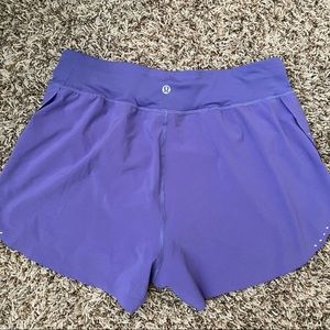 Lululemon Find your Pace High Rise Lined Shorts 3”